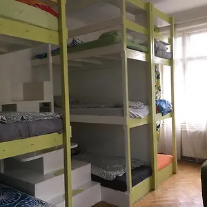 Chichilli Hostel Hostel Bécs