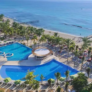 Hotel Residences At The Fives